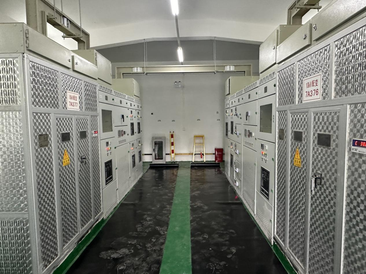 熱烈祝賀！大華·鉑金悅府項目送電成功！